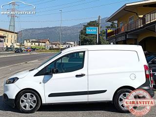 FORD Transit Courier usata, con Autoradio