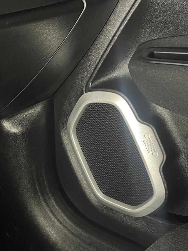 JEEP Renegade usata, con USB