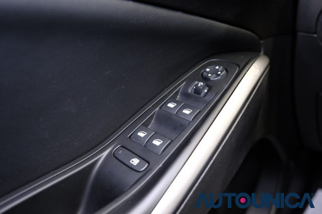 OPEL Grandland usata, con Sensore di luce