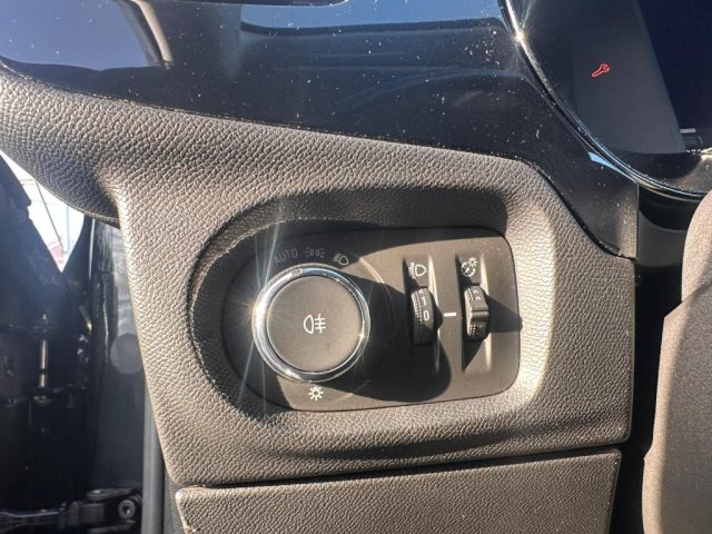 OPEL Corsa usata, con Autoradio