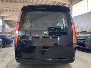 HYUNDAI Staria usata, con Boardcomputer