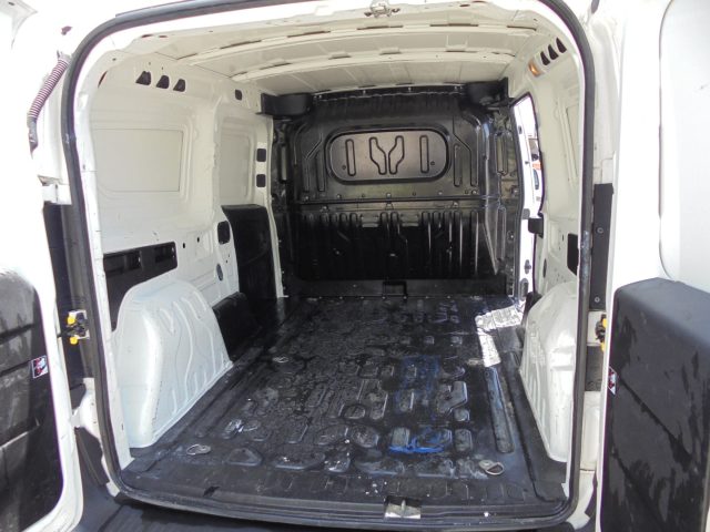 FIAT Doblo usata 16