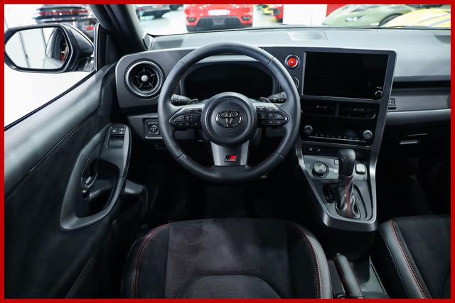 TOYOTA Yaris usata, con Interni in pelle