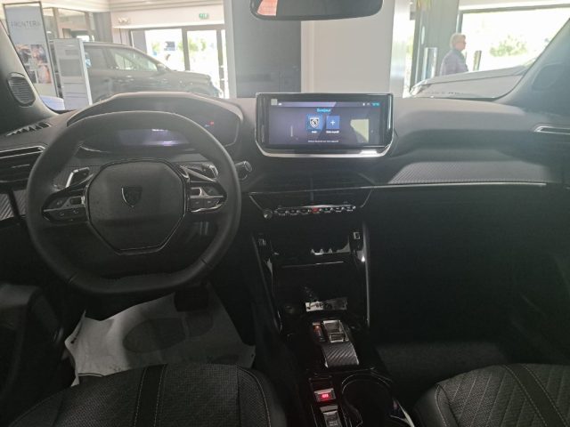 PEUGEOT 2008 usata, con Climatizzatore