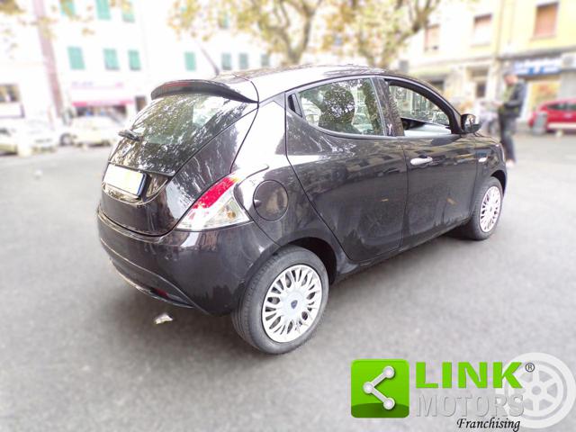 LANCIA Ypsilon usata, con ESP