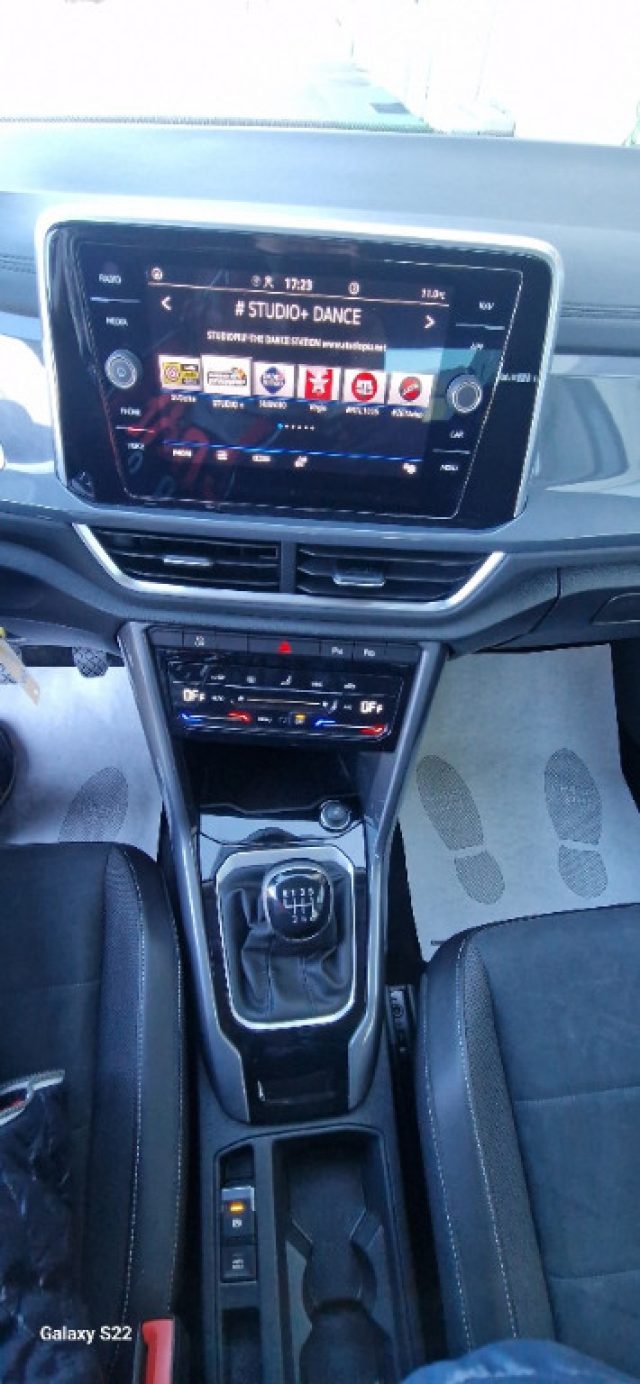 VOLKSWAGEN T-Roc usata, con Cerchi in lega