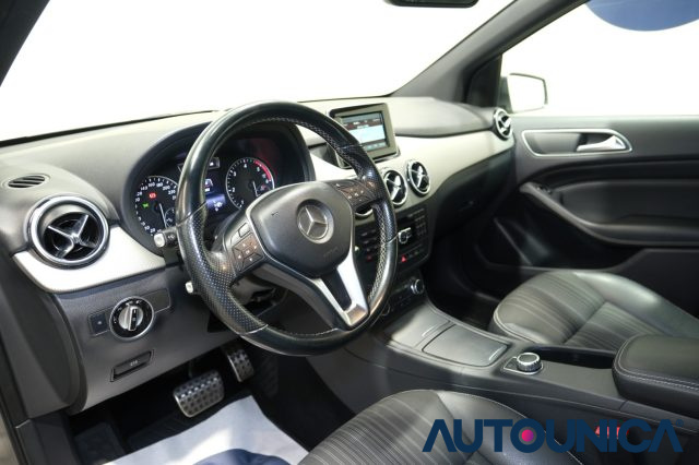 MERCEDES-BENZ B 180 usata, con Alzacristalli elettrici