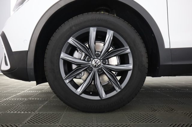 VOLKSWAGEN Tiguan Allspace usata 8