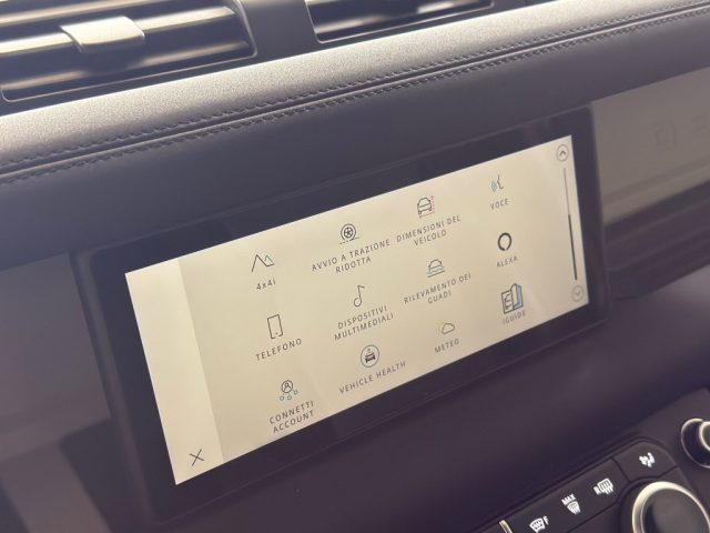 LAND ROVER Defender usata, con Sensore di luce