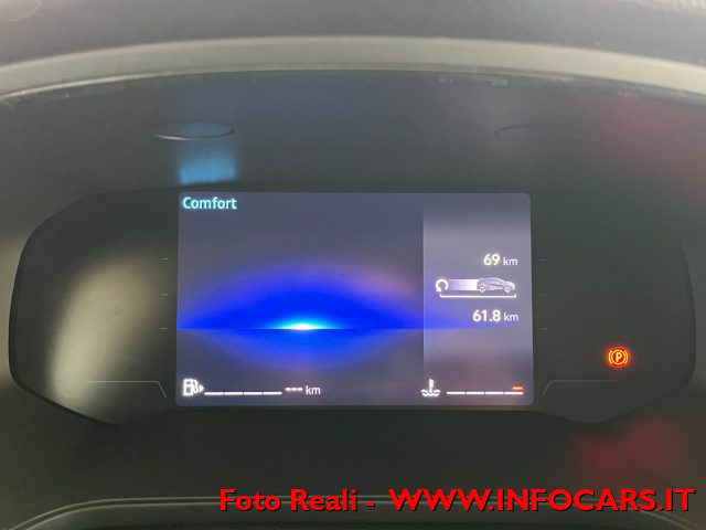 RENAULT Captur usata, con Park Distance Control