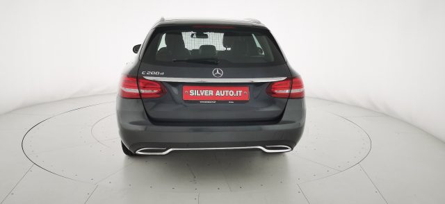 MERCEDES-BENZ C 200 usata, con Sensori di parcheggio posteriori