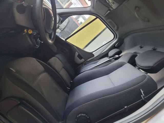 NISSAN NV400 usata, con Servosterzo