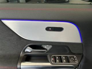 MERCEDES-BENZ GLA 200 usata, con Controllo elettronico della corsia