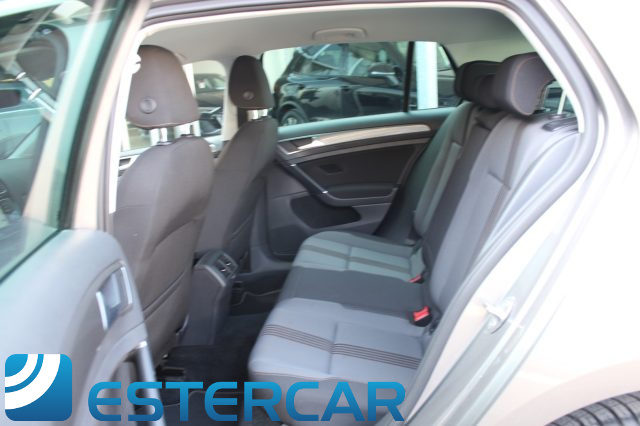 VOLKSWAGEN Golf usata, con Volante in pelle