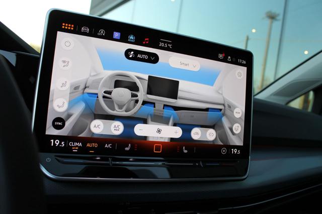 VOLKSWAGEN Golf usata, con Controllo trazione