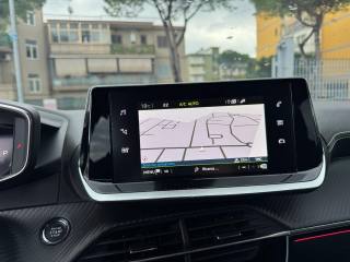 PEUGEOT 2008 usata, con Interni in pelle