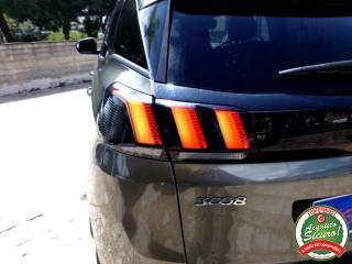 PEUGEOT 3008 usata, con Sensore di luce
