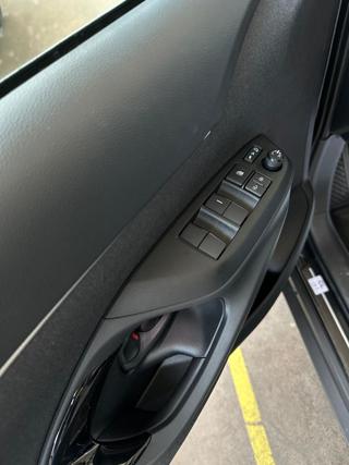 TOYOTA Yaris Cross usata, con Airbag Passeggero