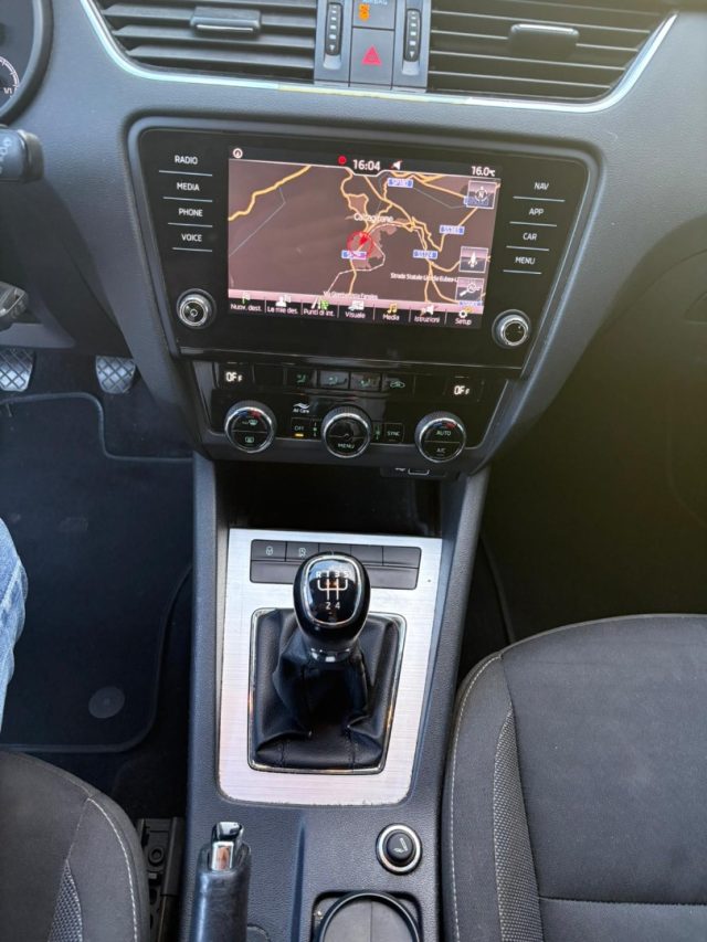 SKODA Octavia usata, con Controllo automatico clima