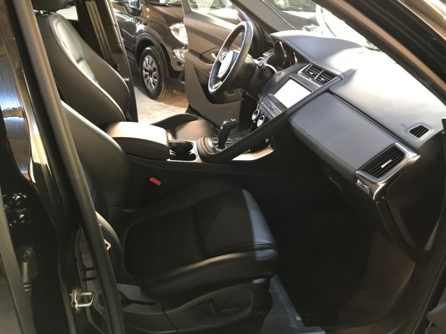 JAGUAR E-Pace usata, con Trazione integrale