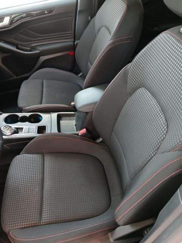 FORD Focus usata, con Autoradio