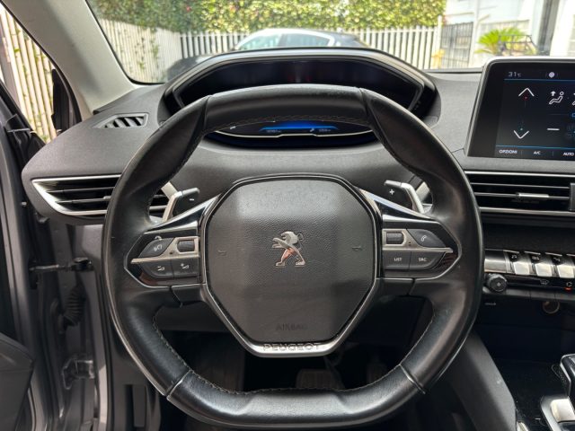 PEUGEOT 3008 usata, con Autoradio digitale