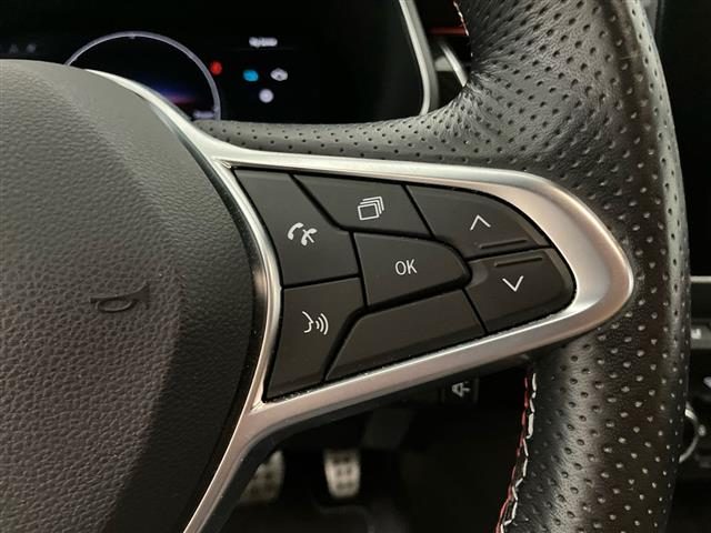 RENAULT Arkana usata, con Hill holder