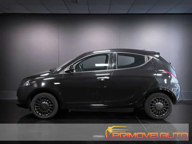 LANCIA Ypsilon usata, con Servosterzo
