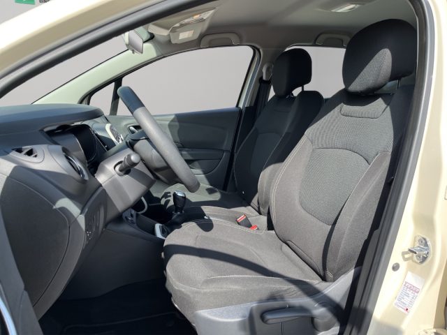 RENAULT Captur usata 6