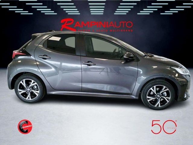 TOYOTA Yaris usata 5