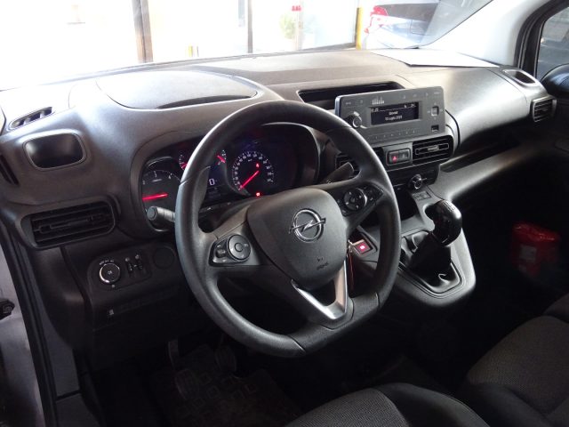 OPEL Combo usata, con Chiusura centralizzata
