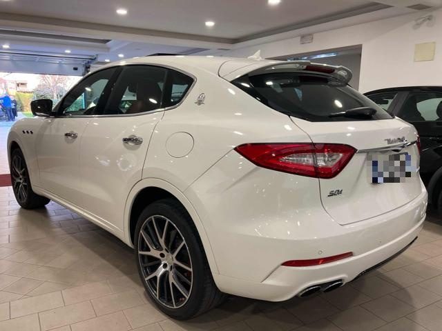MASERATI Levante usata, con Airbag laterali