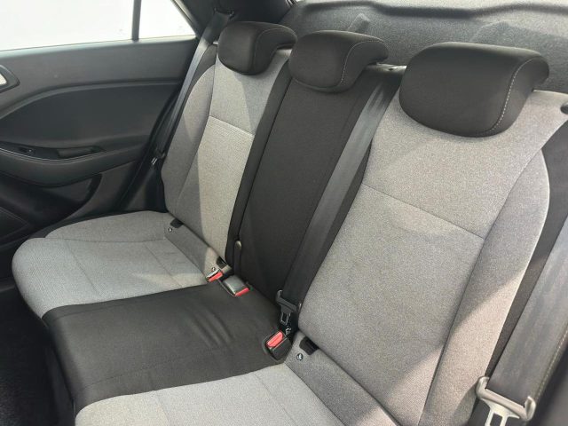 HYUNDAI i20 usata, con Cruise Control