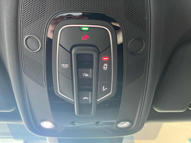 AUDI Q8 usata, con Regolazione elettrica sedili