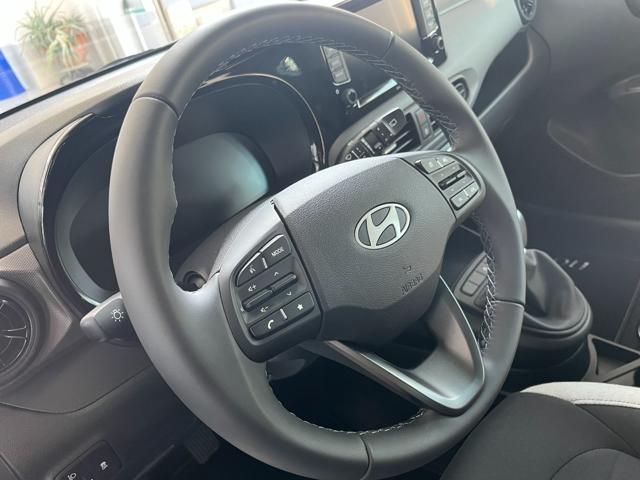 HYUNDAI i10 usata, con Sedile posteriore sdoppiato