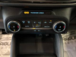 FORD Kuga usata, con Sedili sportivi