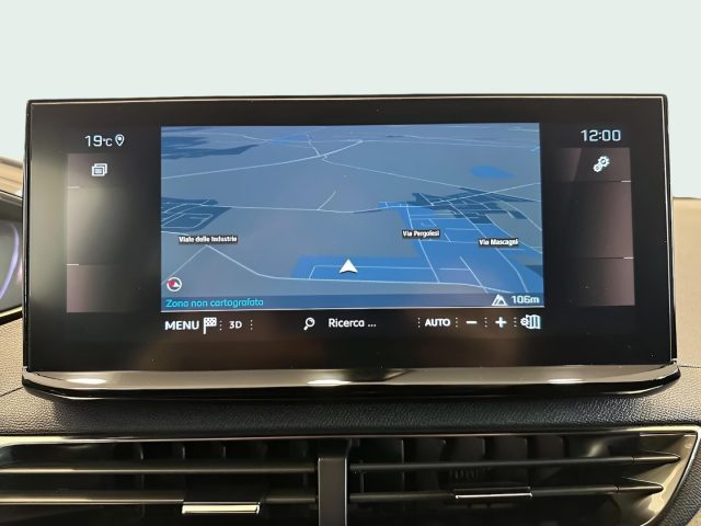 PEUGEOT 5008 usata, con Volante multifunzione