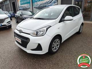 HYUNDAI i10 usata, con Airbag