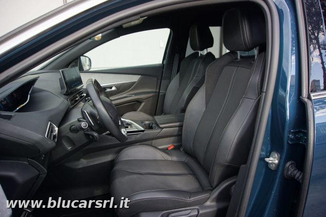 PEUGEOT 5008 usata, con Autoradio