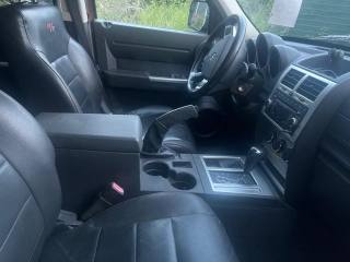DODGE Nitro usata, con Autoradio