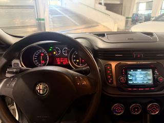 ALFA ROMEO Giulietta usata, con Servosterzo