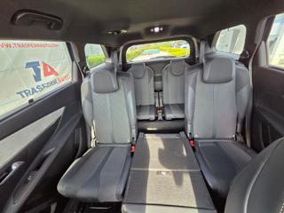 PEUGEOT 5008 usata, con Specchietti laterali elettrici