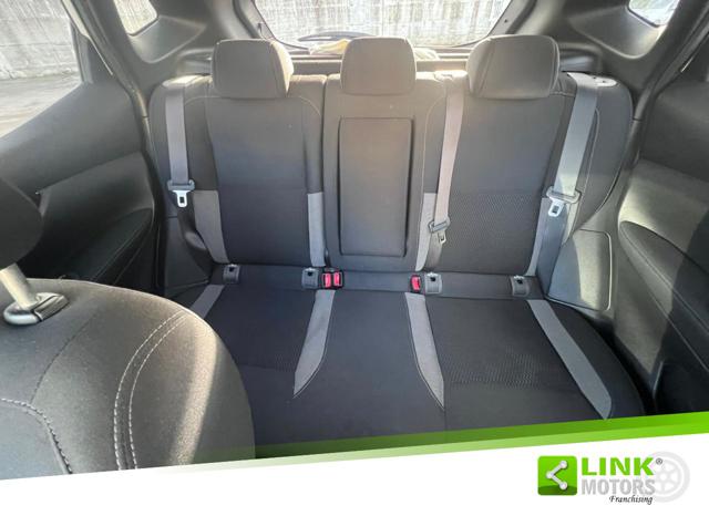 NISSAN Qashqai usata, con Luci diurne LED