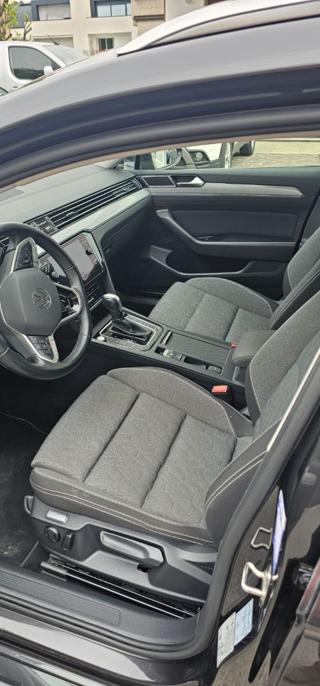 VOLKSWAGEN Passat Variant usata, con Controllo trazione