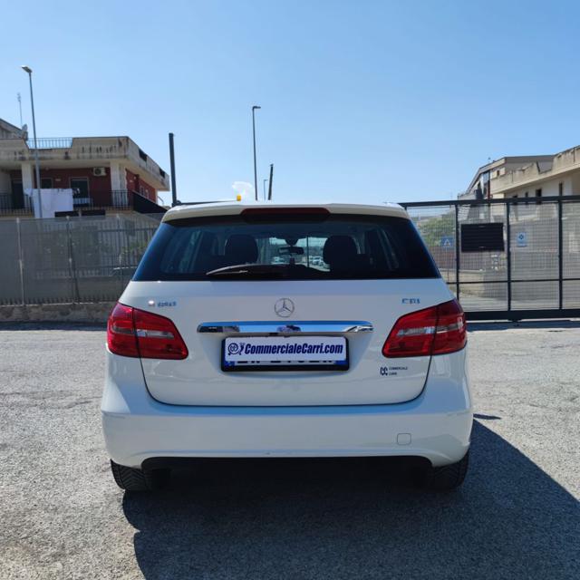 MERCEDES-BENZ B 180 usata, con Autoradio