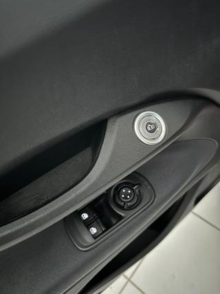 FIAT 500e usata, con Autoradio