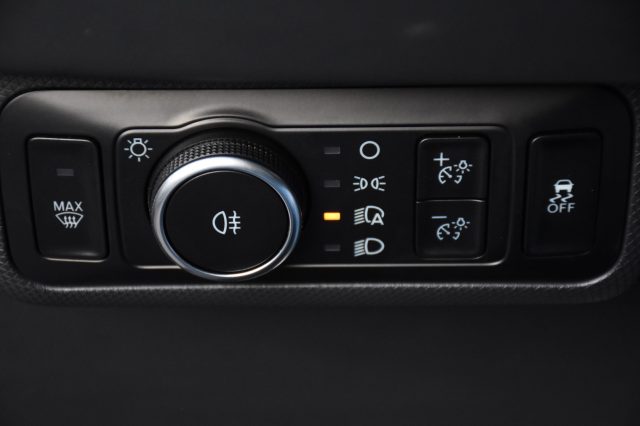 FORD Mustang Mach-E usata, con Vetri oscurati