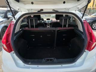FORD Fiesta usata, con Controllo automatico clima
