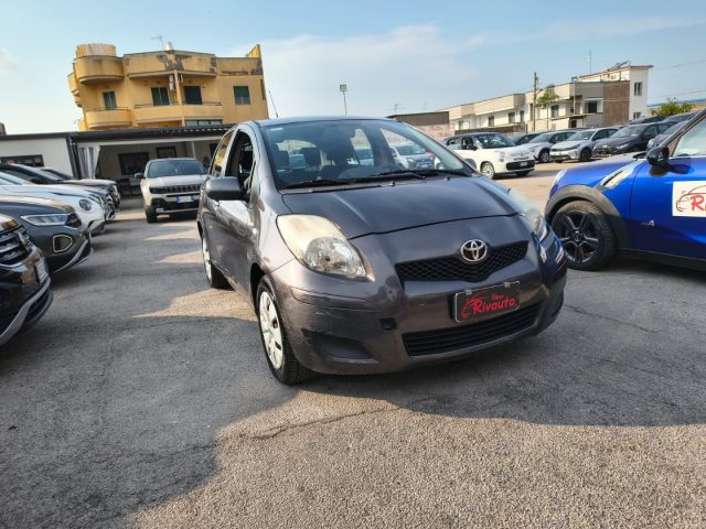 TOYOTA Yaris usata, con Airbag