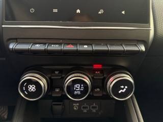 RENAULT Clio usata, con Bluetooth